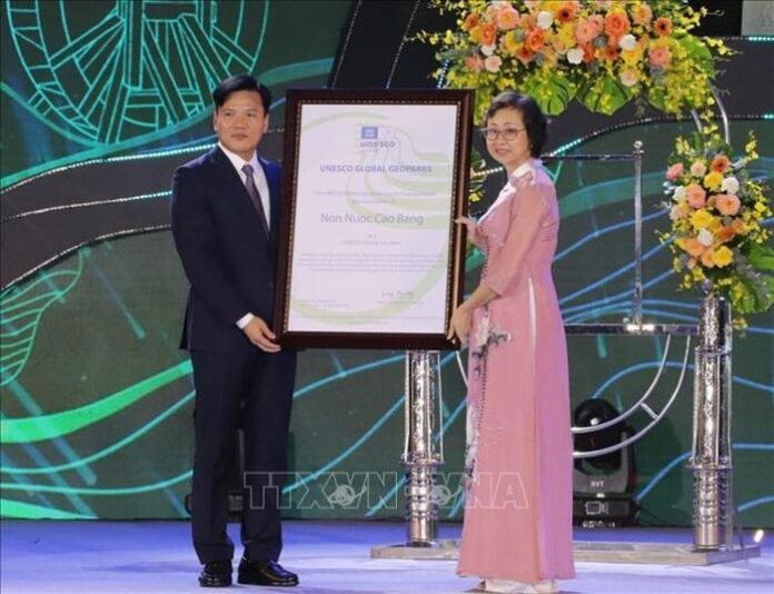 Công nhận Công viên địa chất toàn cầu UNESCO non nước Cao Bằng sau kỳ tái thẩm định