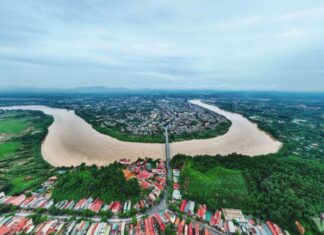Thủ tướng yêu cầu các tỉnh, thành gửi phương án sáp nhập huyện, xã trước 31/10