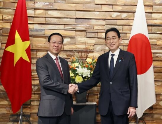 1 min 42 548x420 - Chủ tịch nước Võ Văn Thưởng hội đàm và gặp gỡ báo chí với Thủ tướng Nhật Bản Kishida Fumio
