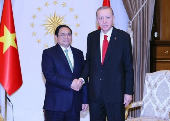 1 min 48 590x420 - Thủ tướng Phạm Minh Chính hội kiến Tổng thống Thổ Nhĩ Kỳ Recep Tayyip Erdogan