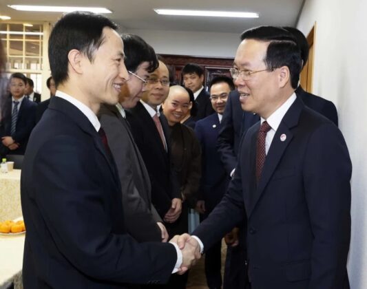 11 min 16 533x420 - Chủ tịch nước Võ Văn Thưởng thăm Đại sứ quán Việt Nam tại Nhật Bản