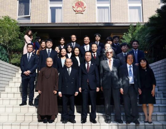 14 min 6 539x420 - Chủ tịch nước Võ Văn Thưởng thăm Đại sứ quán Việt Nam tại Nhật Bản