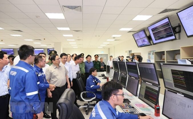 5 min 17 677x420 - Thủ tướng kiểm tra dự án trọng điểm tại Khu Kinh tế Nghi Sơn