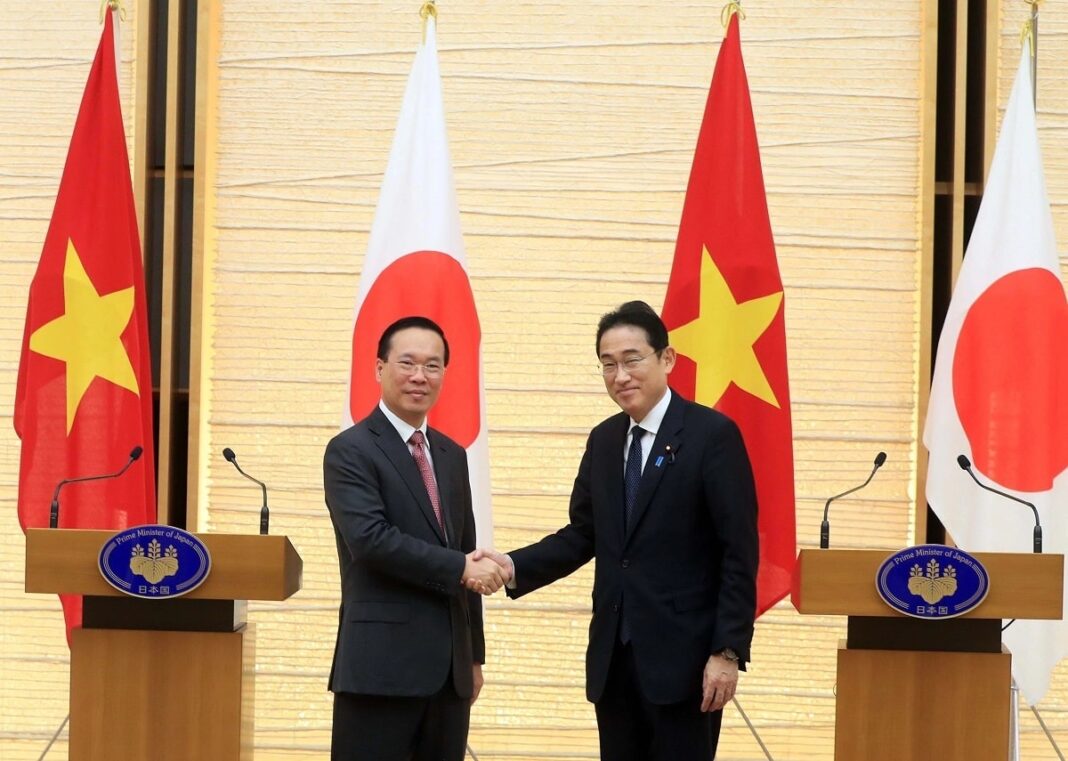 Chủ tịch nước Võ Văn Thưởng hội đàm và gặp gỡ báo chí với Thủ tướng Nhật Bản Kishida Fumio