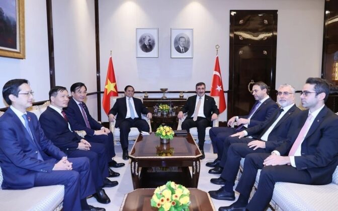 8 8 min 2 672x420 - Lễ đón chính thức Thủ tướng Phạm Minh Chính thăm chính thức Thổ Nhĩ Kỳ