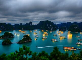 Trưng bày hơn 200 bức ảnh di sản quảng bá văn hóa du lịch Việt Nam