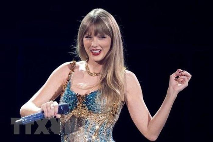 Ca sy Taylor Swift bieu dien tai Texas - Album phiên bản thu âm lại của Taylor Swift ra mắt ấn tượng