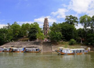 Khám phá vẻ đẹp Chùa Thiên Mụ – ‘Đệ nhất cổ tự’ của cố đô Huế Khám phá vẻ đẹp Chùa Thiên Mụ - 'Đệ nhất cổ tự' của cố đô Huế