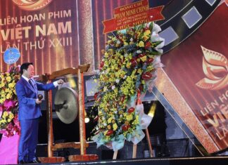 Phó Thủ tướng Trần Hồng Hà dự khai mạc Liên hoan Phim Việt Nam lần thứ 23 Phó Thủ tướng Trần Hồng Hà dự khai mạc Liên hoan Phim Việt Nam lần thứ 23