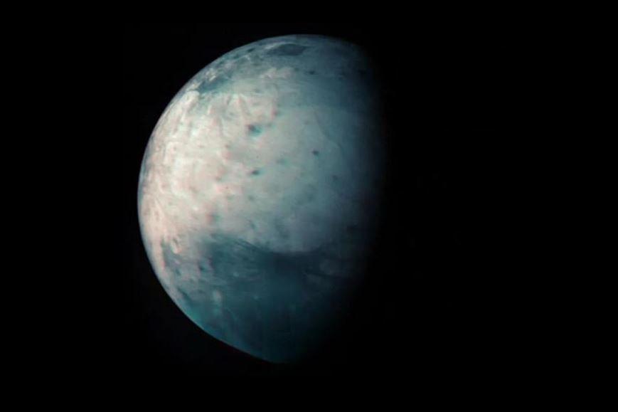 Mat trang khong lo Ganymede cua Sao Moc min - NASA: Một thế giới mới trong hệ Mặt Trời có thể chứa sự sống?