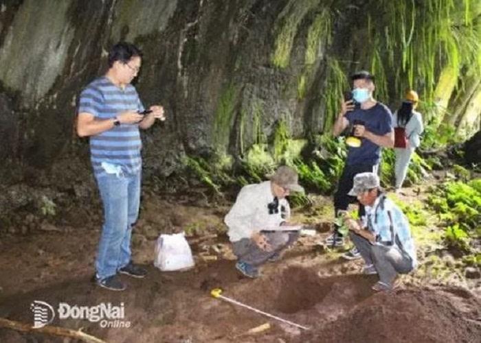hang dong nui lua Tan Phu 3 min - 325 năm Biên Hòa - Đồng Nai: Giá trị di sản hang động núi lửa Tân Phú - Định Quán