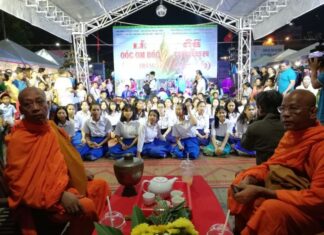 Đặc sắc lễ hội Ok Om Bok của đồng bào Khmer