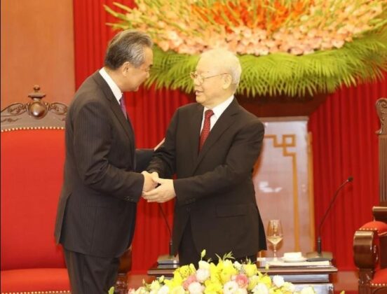 1 1 min 552x420 - Tổng Bí thư Nguyễn Phú Trọng tiếp Bộ trưởng Ngoại giao Trung Quốc Vương Nghị