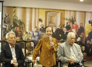 Thơ Việt Phương: Một thời trăn trở Đổi mới – Tác giả: Anh Thư Thơ Việt Phương: Một thời trăn trở Đổi mới - Tác giả: Anh Thư