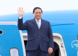 Thủ tướng bắt đầu chuyến tham dự Hội nghị Kỷ niệm 50 năm quan hệ ASEAN-Nhật Bản