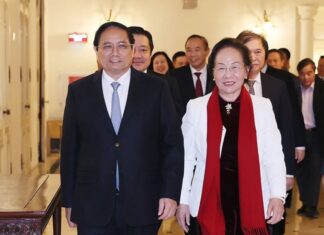 Thủ tướng Phạm Minh Chính dự Lễ trao Giải thưởng Nhân tài Đất Việt năm 2023