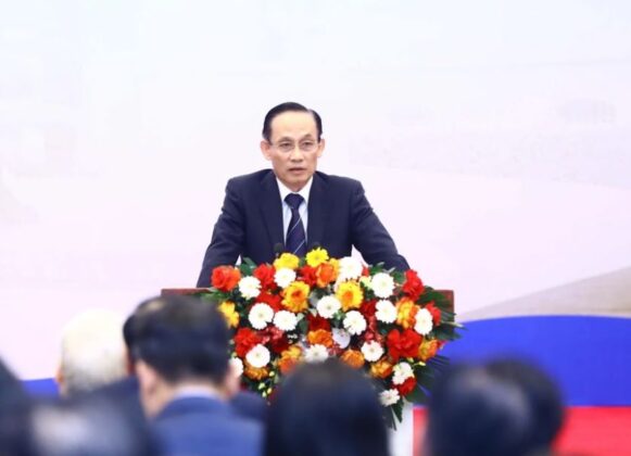 12 min 11 581x420 - Tổng Bí thư Nguyễn Phú Trọng dự Hội nghị Ngoại giao lần thứ 32
