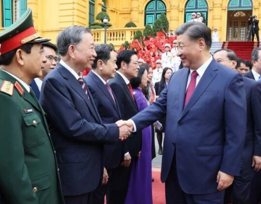 12 min 7 539x420 - Lễ đón Tổng Bí thư, Chủ tịch nước Trung Quốc thăm cấp Nhà nước tới Việt Nam