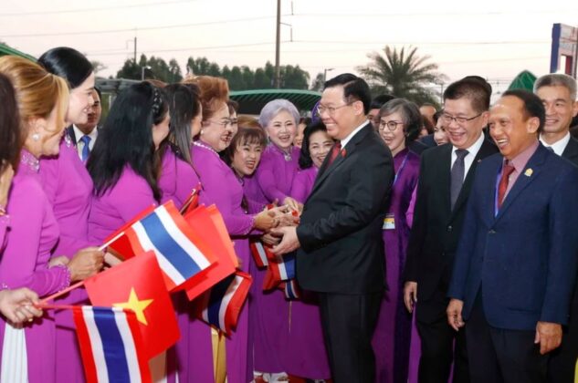 13 min 2 633x420 - Hoạt động của Chủ tịch Quốc hội Vương Đình Huệ tại Thái Lan ngày 9/12