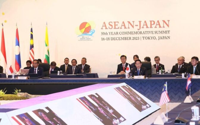2 min 52 672x420 - Thủ tướng dự khai mạc Hội nghị Cấp cao kỷ niệm 50 năm quan hệ ASEAN-Nhật Bản