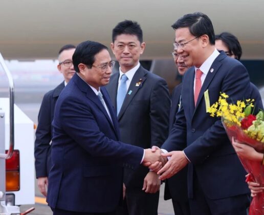 3 min 50 516x420 - Thủ tướng bắt đầu chuyến tham dự Hội nghị Kỷ niệm 50 năm quan hệ ASEAN-Nhật Bản