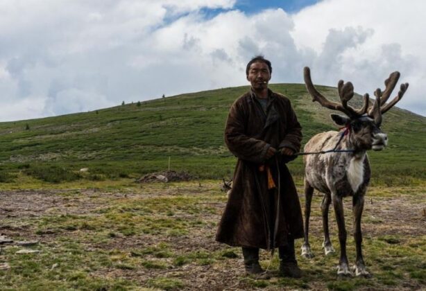 4 min 54 614x420 - Khám phá vùng đất Mông Cổ, nơi lưu giữ những câu chuyện cổ tích