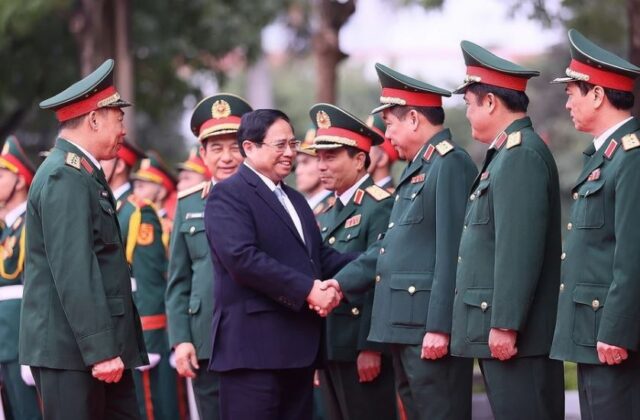 4 min 62 640x420 - Thủ tướng Chính phủ Phạm Minh Chính thăm Học viện Quốc phòng