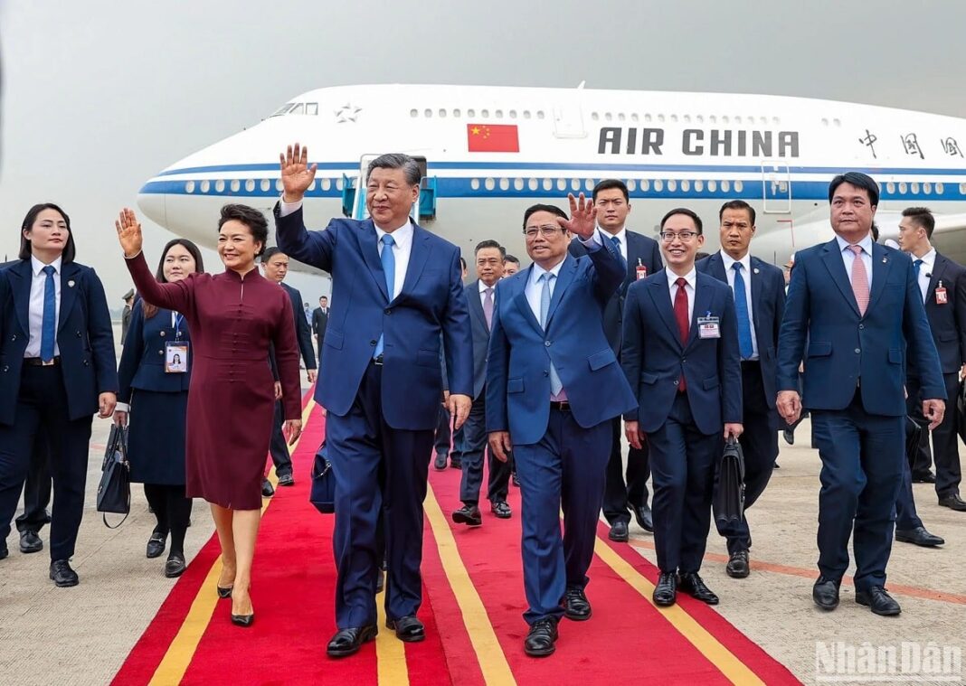 Tổng Bí thư, Chủ tịch Trung Quốc Tập Cận Bình đến Hà Nội, bắt đầu chuyến thăm Việt Nam