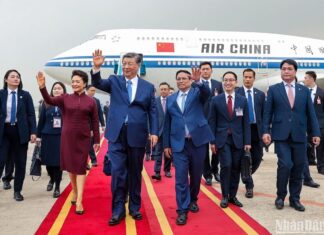Tổng Bí thư, Chủ tịch Trung Quốc Tập Cận Bình đến Hà Nội, bắt đầu chuyến thăm Việt Nam