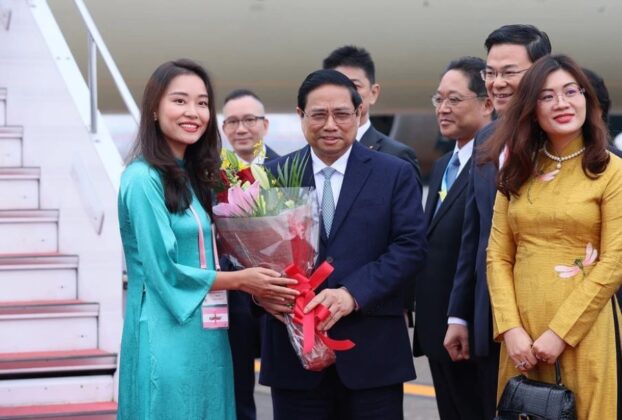 5 min 50 622x420 - Thủ tướng bắt đầu chuyến tham dự Hội nghị Kỷ niệm 50 năm quan hệ ASEAN-Nhật Bản