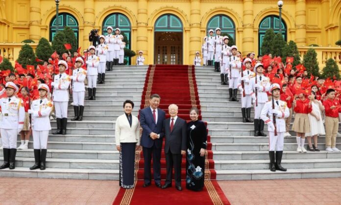 6 min 36 696x420 - Lễ đón Tổng Bí thư, Chủ tịch nước Trung Quốc thăm cấp Nhà nước tới Việt Nam