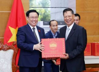 Chủ tịch Quốc hội gặp mặt các thế hệ lưu học sinh, giáo viên Trường Hữu nghị T78