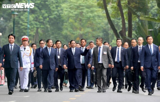 7 min 30 657x420 - Thủ tướng Phạm Minh Chính chủ trì lễ đón và hội đàm với Thủ tướng Campuchia