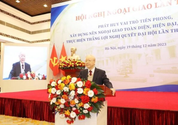 7 min 45 595x420 - Tổng Bí thư Nguyễn Phú Trọng dự Hội nghị Ngoại giao lần thứ 32