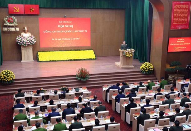 7 min 58 612x420 - Thủ tướng Phạm Minh Chính dự Hội nghị Công an toàn quốc lần thứ 79