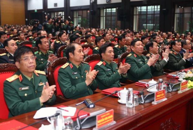 9 min 41 623x420 - Chủ tịch nước Võ Văn Thưởng dự Hội nghị Quân chính Toàn quân năm 2023