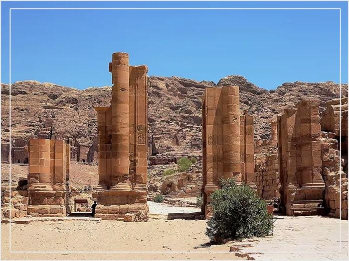 Bi mat thanh pho co Petra 2 min - Bí mật thành phố cổ Petra bị bỏ hoang 500 năm