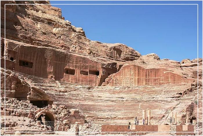 Bi mat thanh pho co Petra min - Bí mật thành phố cổ Petra bị bỏ hoang 500 năm