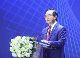 Bí thư Tỉnh ủy Long An: Tăng tốc, phấn đấu về đích 3 chương trình đột phá