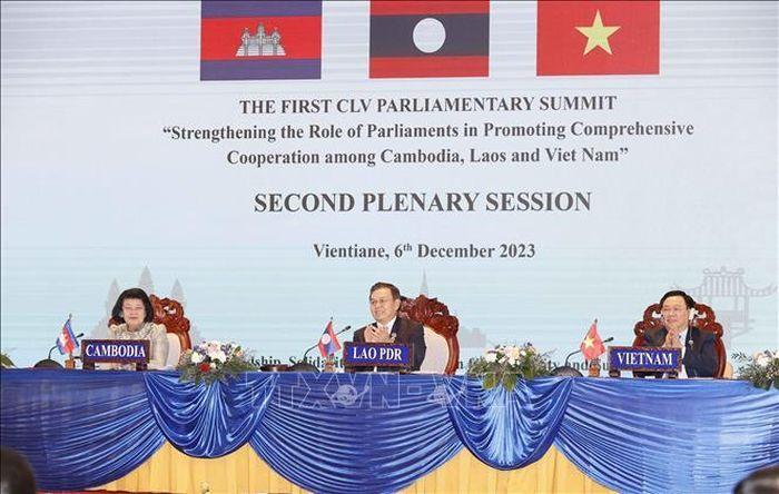 Chu tich Quoc hoi Vuong Dinh Hue min - Hội nghị Cấp cao Quốc hội 3 nước Campuchia-Lào-Việt Nam thành công tốt đẹp