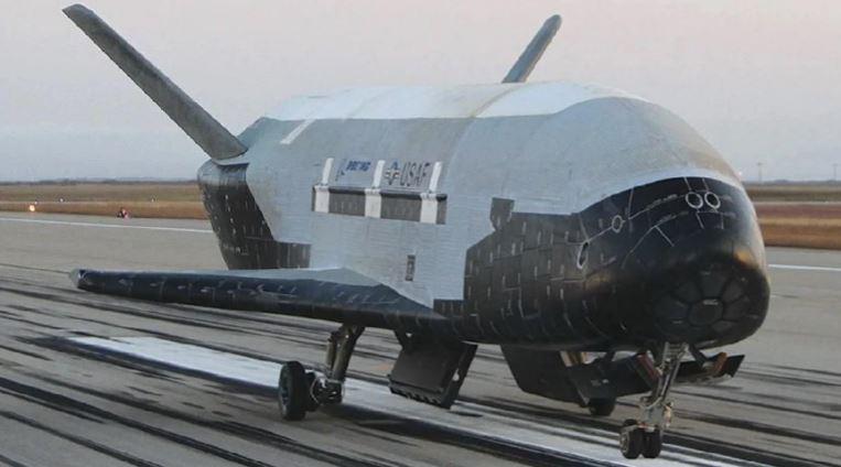 Con tau vu tru X 37B h2 min - Con tàu vũ trụ bí ẩn nhất của Lầu Năm Góc chuẩn bị thực hiện sứ mệnh mới