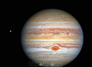 NASA phát hiện thành phần quan trọng cho sự sống trên 'mặt trăng nhỏ' của Sao Thổ