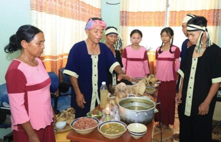 Le hoi an mung lua moi 2 min - Ăn mừng lúa mới - Lễ hội truyền thống độc đáo của bà con dân tộc Raglai