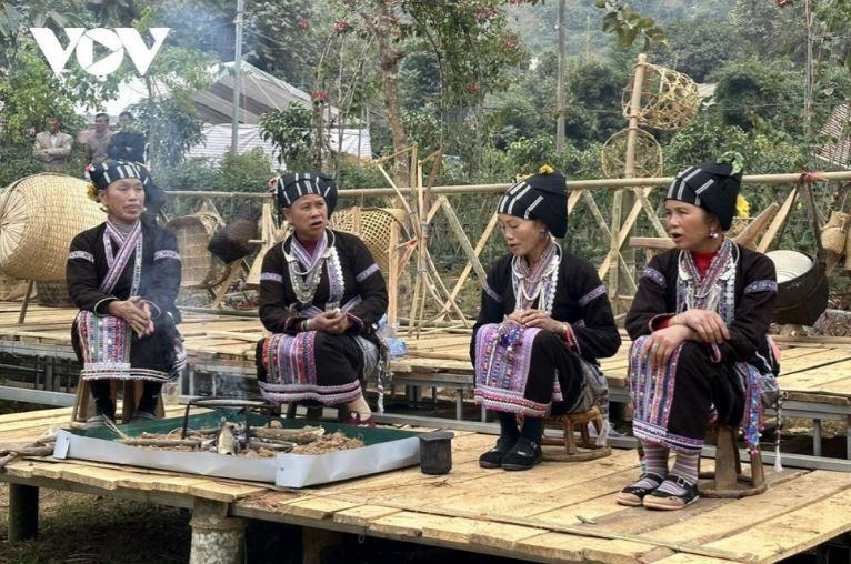 Người Lự tại Lai Châu là dân tộc có số dân dưới 10.000 người và còn lưu giữ được nhiều nét văn hóa đặc trưng