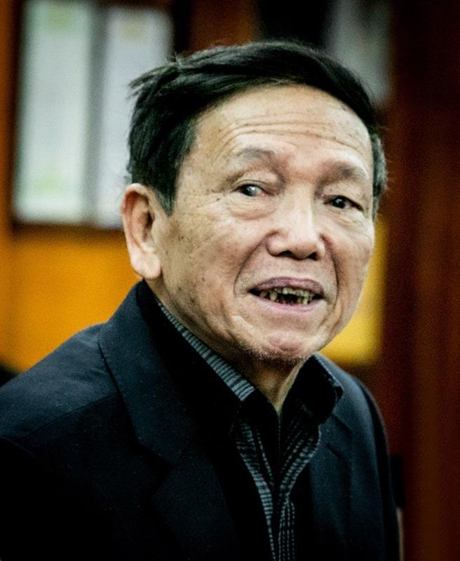 Nha van Nguyen Tri Huan min - “Bất chợt mai vàng” - tác phẩm đặc sắc viết về chiến tranh sau đại dịch