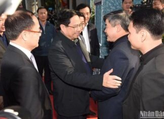 Thủ tướng Phạm Minh Chính thăm, chúc mừng Giáng sinh tại Giáo xứ Bắc Giang Thủ tướng Phạm Minh Chính thăm, chúc mừng Giáng sinh tại Giáo xứ Bắc Giang