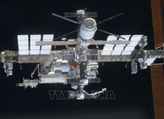 Nga và Mỹ nhất trí kéo dài chương trình bay chéo lên ISS