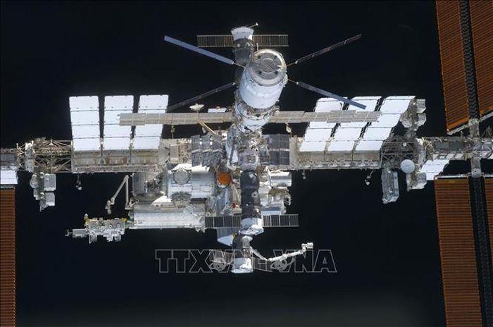 Tram vu tru quoc te ISS - Nga và Mỹ nhất trí kéo dài chương trình bay chéo lên ISS