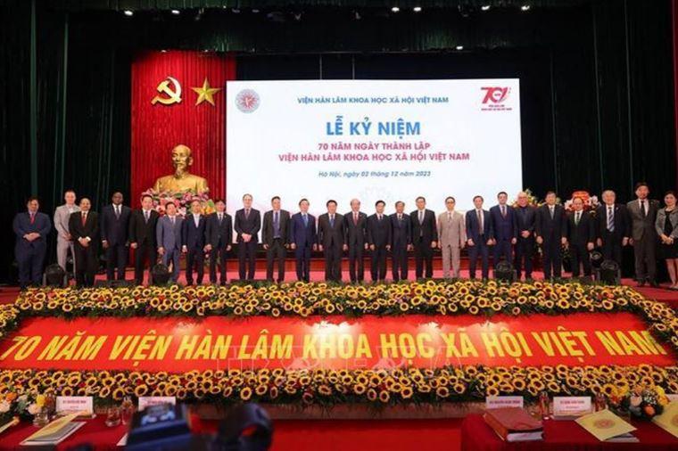 Vien Han lam Khoa hoc xa hoi Viet Nam 2 min - Các quốc gia thành công đều có nền khoa học xã hội hùng mạnh