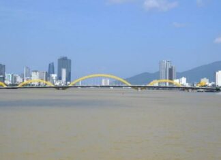 "Thay áo" cho bờ sông Hàn